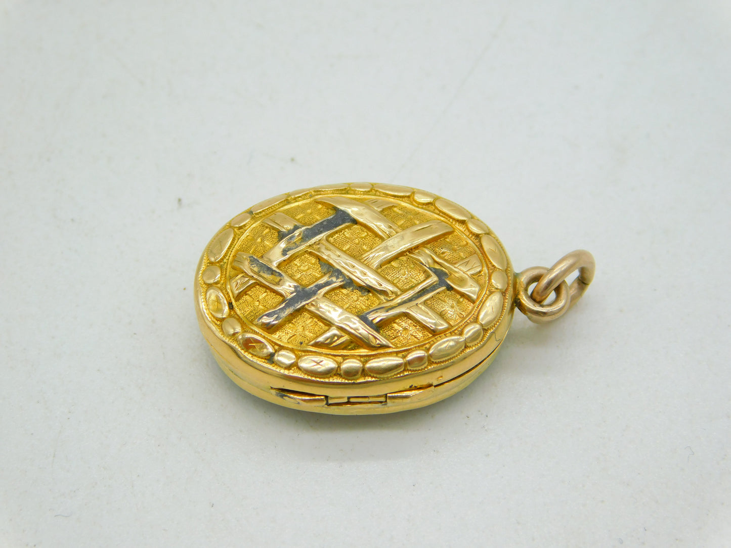 Victorian 15ct Yellow Gold Blond Hair Set Mourning Locket Antique c1860