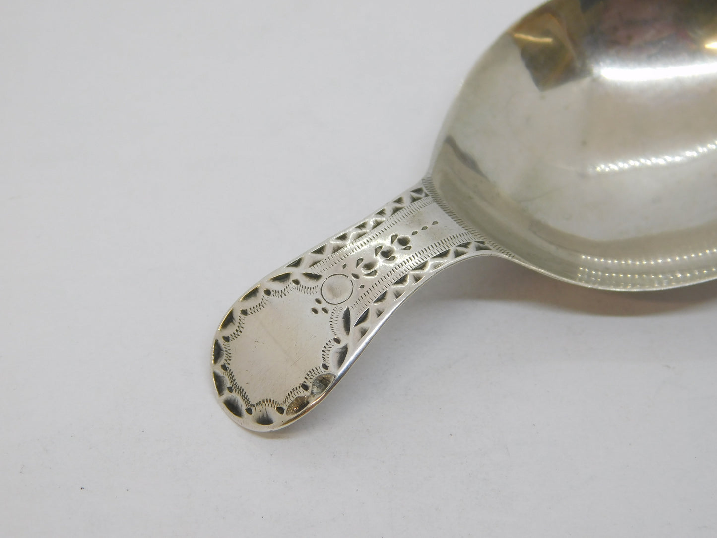 George III Sterling Silver Bright Cut Tea Caddy Spoon Antique 1791 London