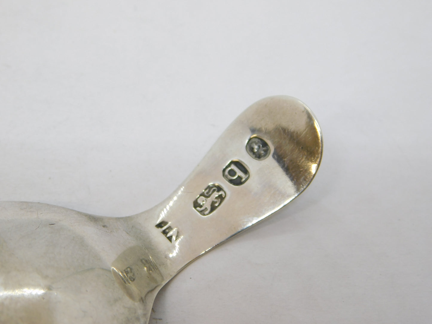 George III Sterling Silver Bright Cut Tea Caddy Spoon Antique 1791 London