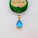 18ct Yellow Gold & Blue Topaz Pear Drop Pendant Vintage c1980