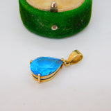 18ct Yellow Gold & Blue Topaz Pear Drop Pendant Vintage c1980