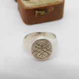 Sterling Silver Heraldic Intaglio Seal Signet Ring Vintage 1976 Birmingham