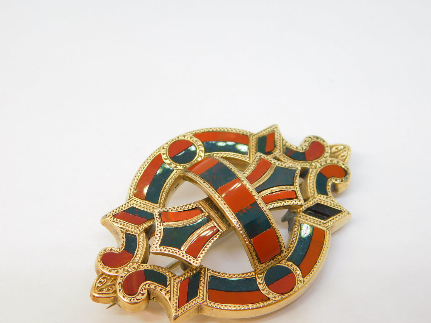 Victorian Scottish 9ct Gold, Bloodstone, Carnelian Agate Kilt Brooch Antique c1860