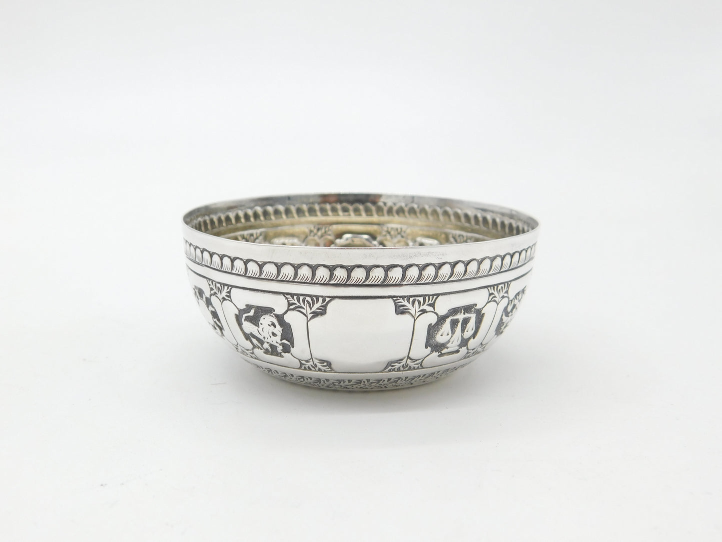 Victorian Sterling Silver 12 Signs of Zodiac Sweet Treat Bowl 1885 London