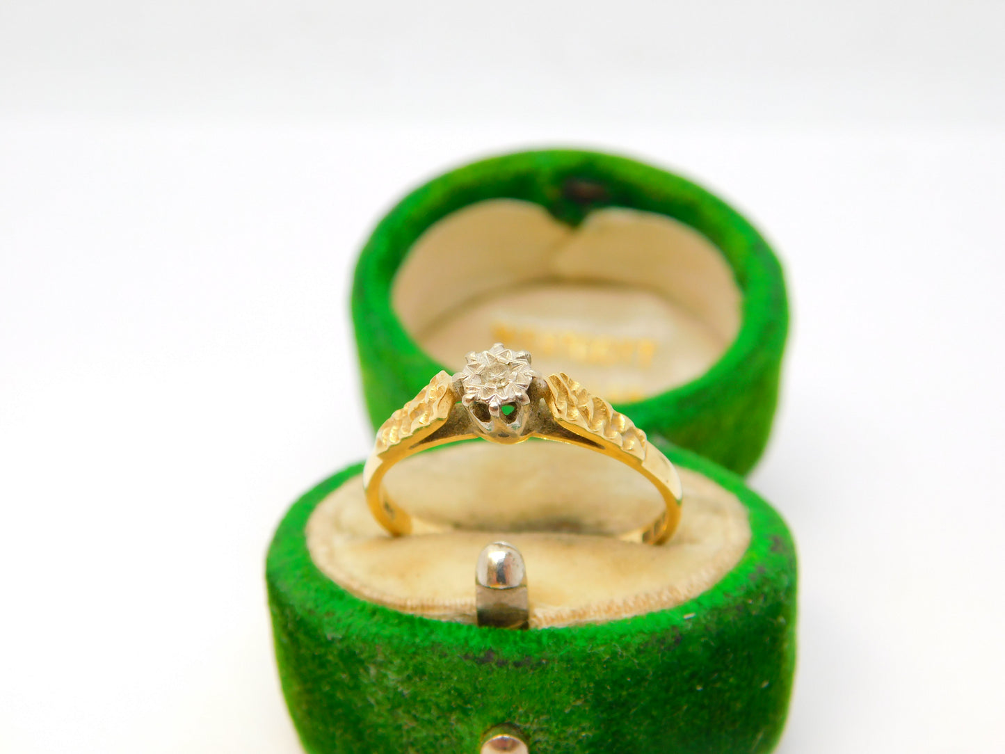 Edwardian 18ct Yellow Gold & Diamond Solitaire Ring Antique c1910