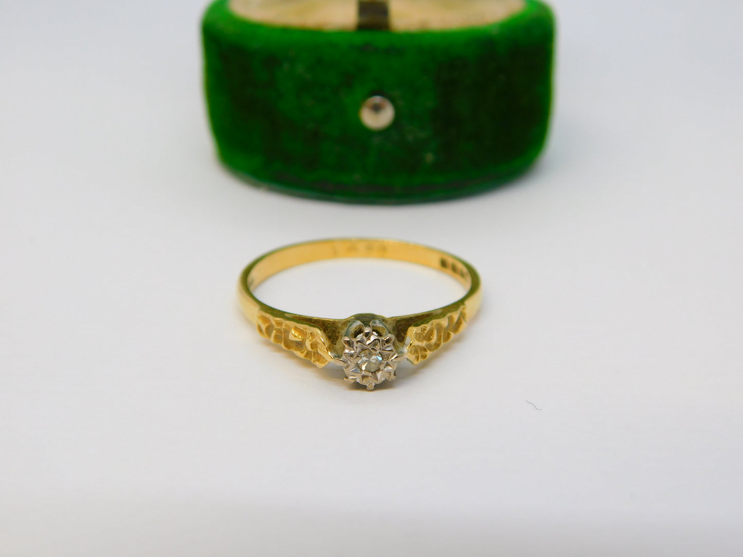 Edwardian 18ct Yellow Gold & Diamond Solitaire Ring Antique c1910