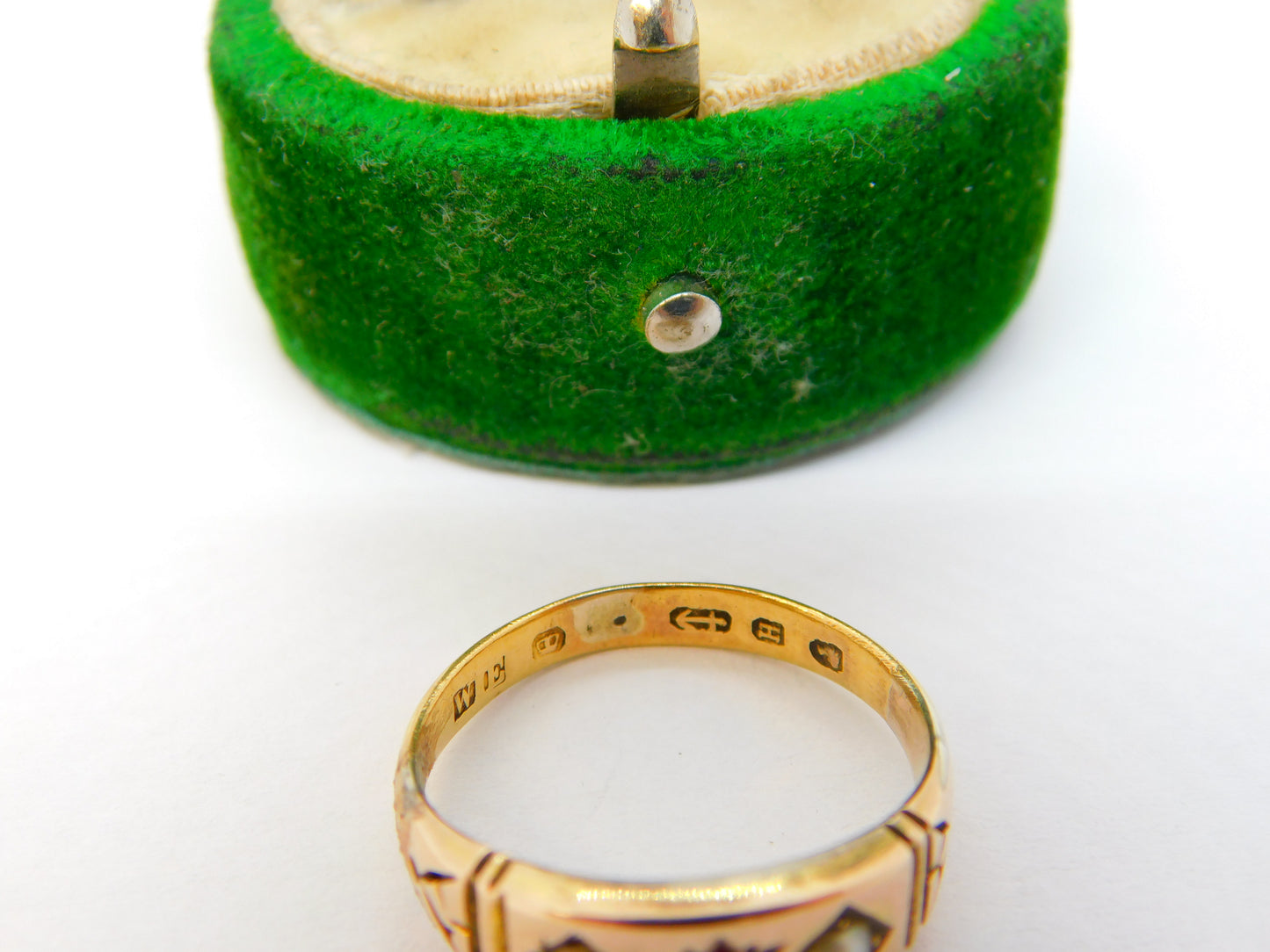 Victorian 22ct Yellow Gold, Garnet & Seed Pearl Boat Ring Antique 1857 Birmingham