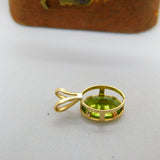 10ct Yellow Gold Peridot Set Drop Pendant Vintage c1990