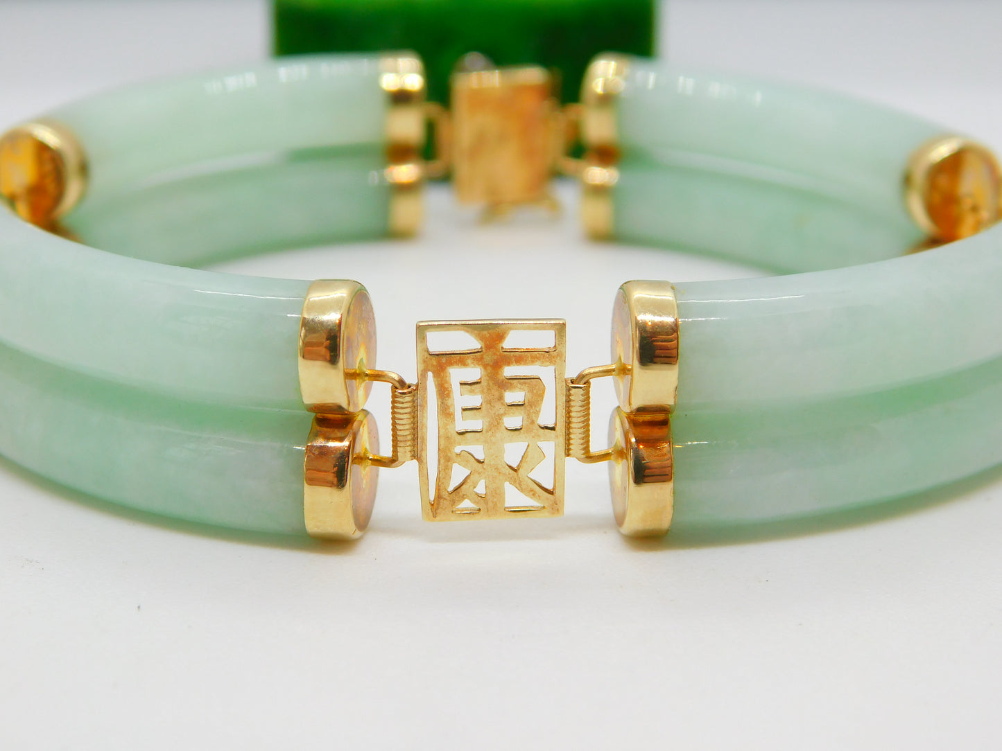 14ct Gold & Apple Green Jade Character Panel Bracelet Vintage 2001 Birmingham