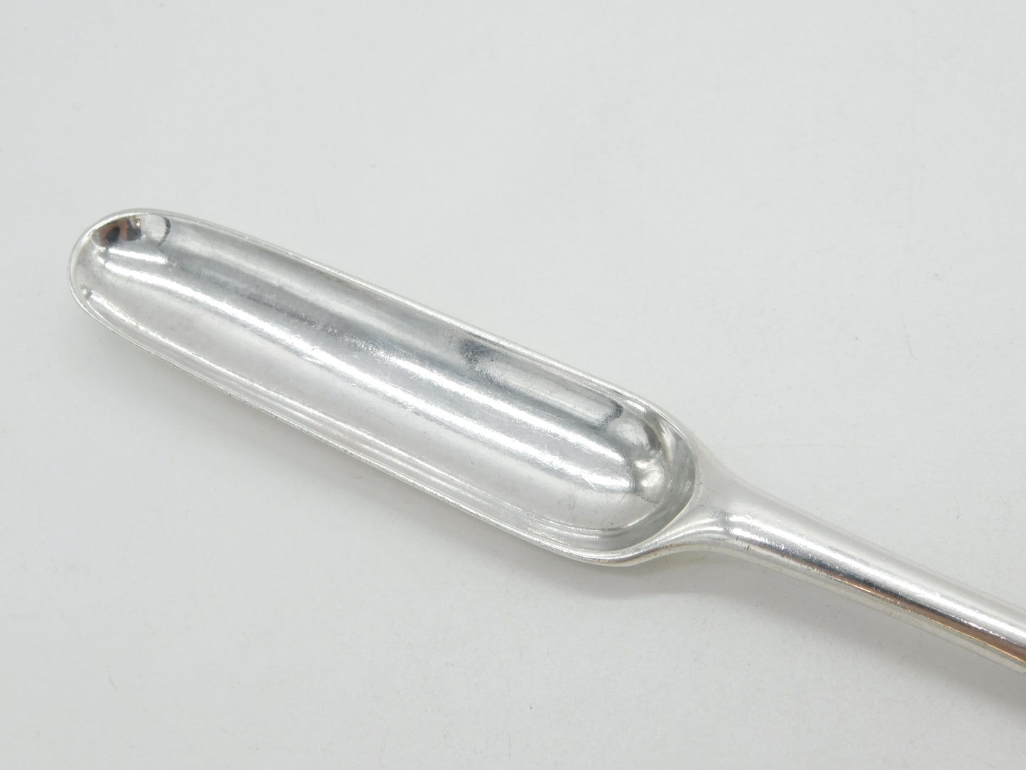 George II Sterling Silver Heraldic Crest Bone Marrow Scoop Antique 1737 London