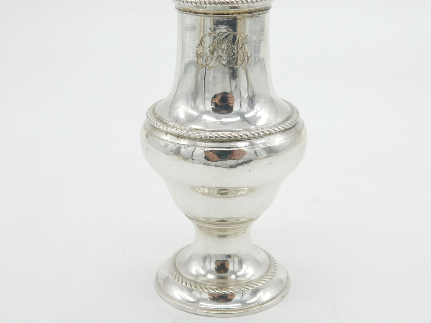 George III Sterling Silver Muffineer Sugar Caster Antique 1777 London