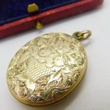 Victorian 9ct Yellow Gold Back & Front Floral Pattern Double Locket c1880