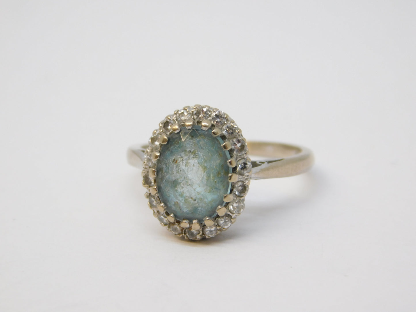 18ct White Gold, Blue Aquamarine & Diamond Cluster Ring Vintage 1962 London