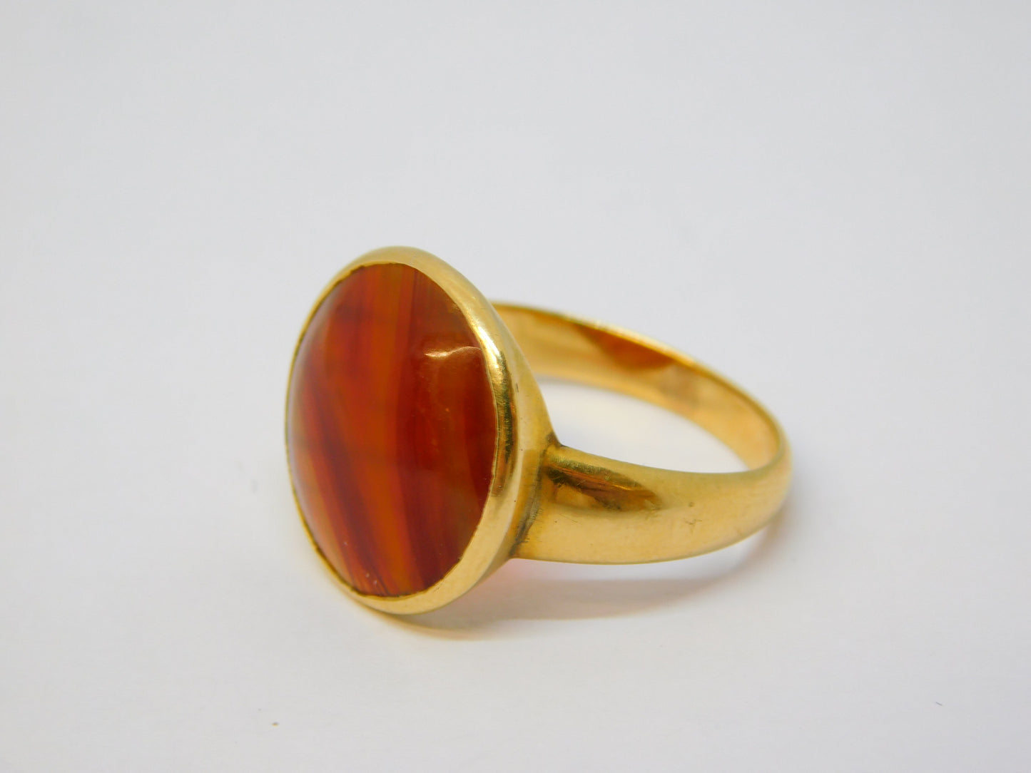 Victorian 18ct Yellow Gold Red Carnelian Agate Set Signet Ring Antique c1860