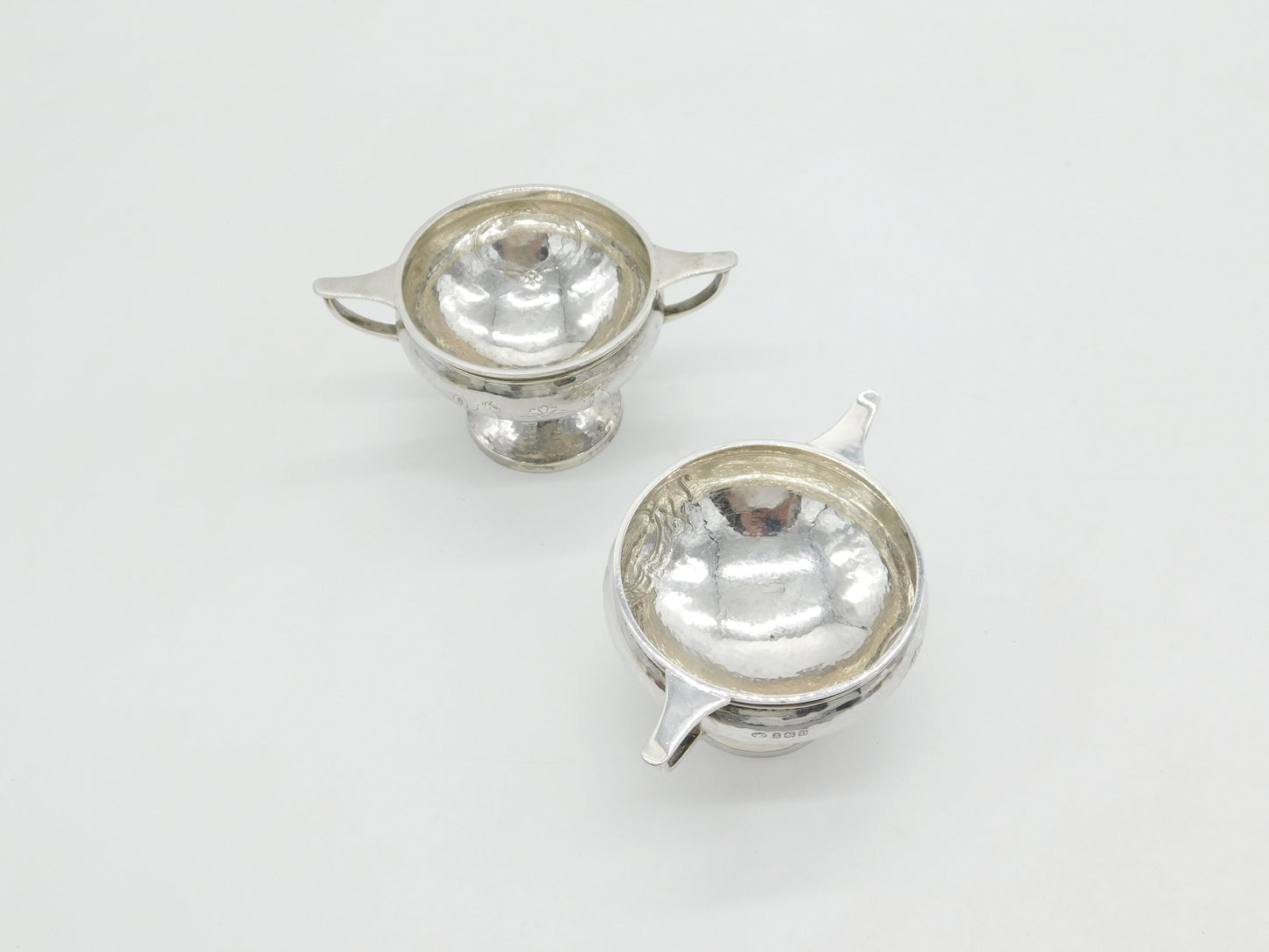 A.E Jones Arts & Crafts Planished Pair of Sterling Silver Trophies Antique 1928 Birmingham