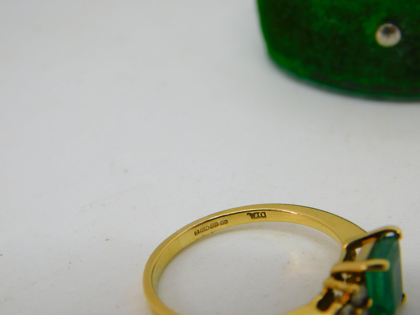 18ct Yellow Gold, 1ct Emerald & Diamond Dress Ring Vintage c2000 Sheffield