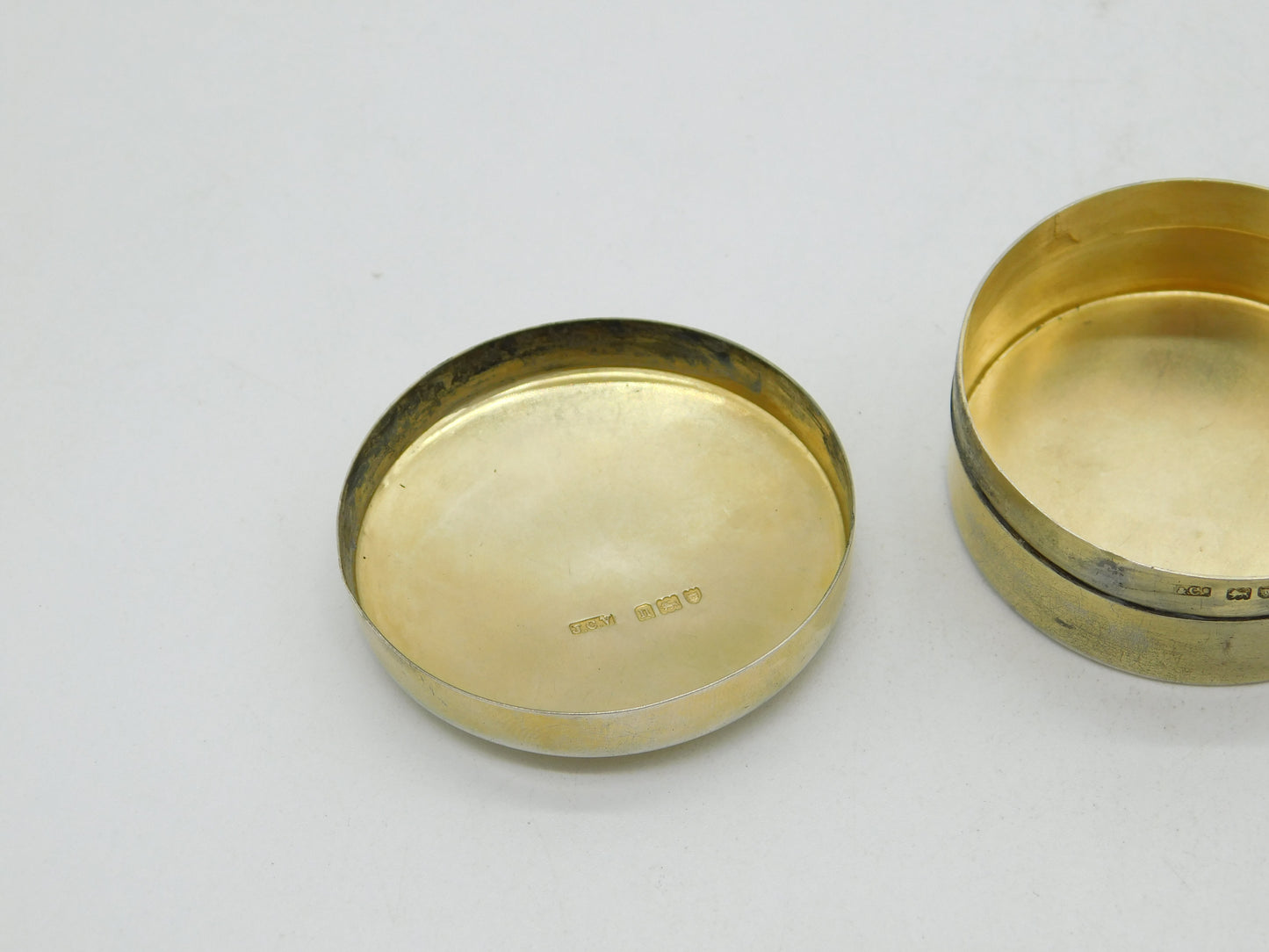Edwardian Sterling Silver Gilt Circular Patch Box Antique 1908 London
