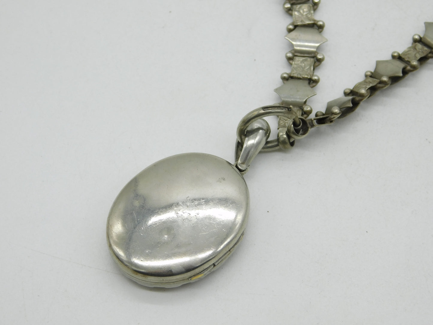 Victorian Silver Plated Floral Sweetheart Locket & Collar Necklace Antique c1860