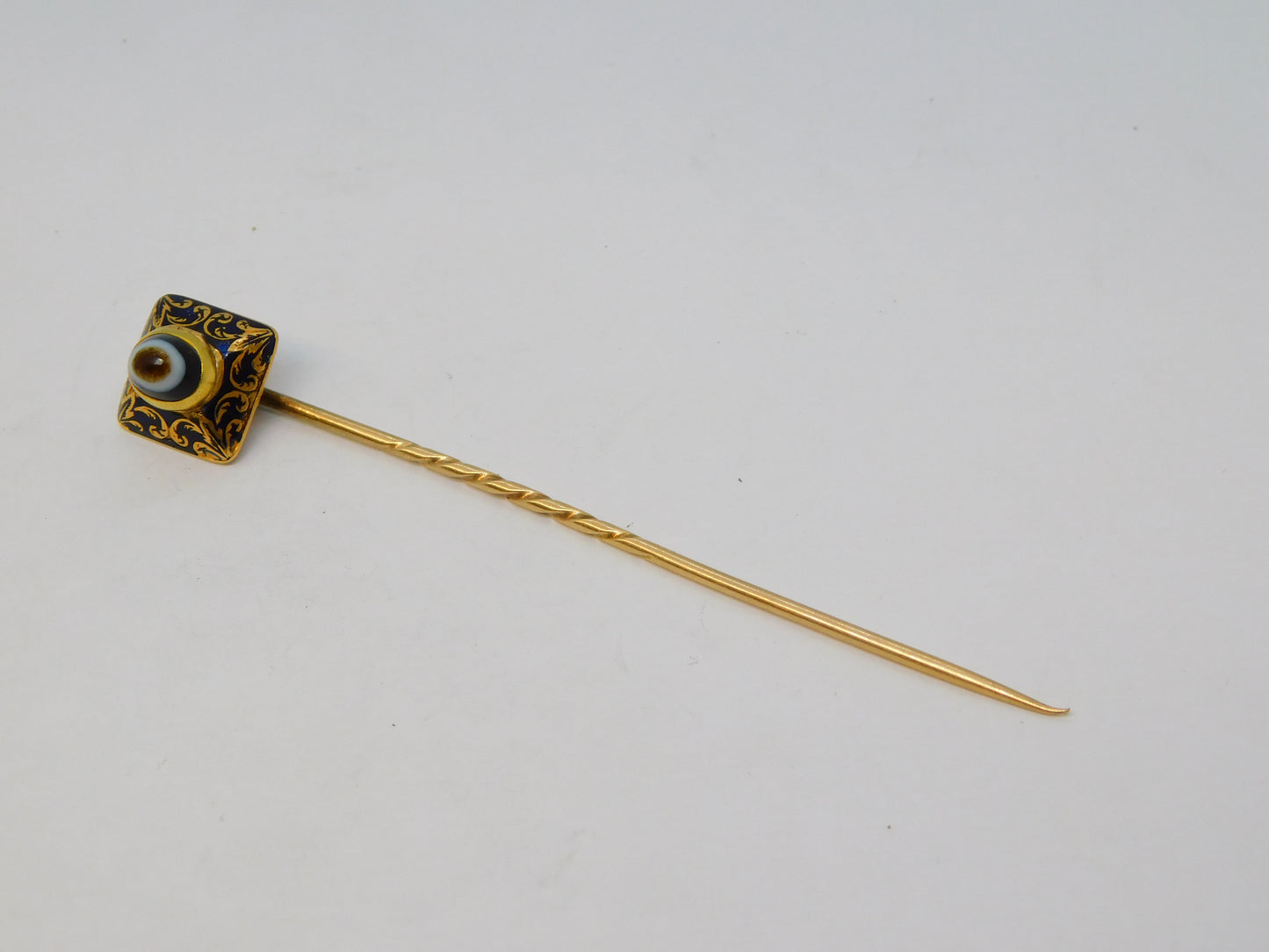 Victorian 18ct Gold, Blue Enamel, Bulls Eye Agate Mourning Stick Pin Antique c1840
