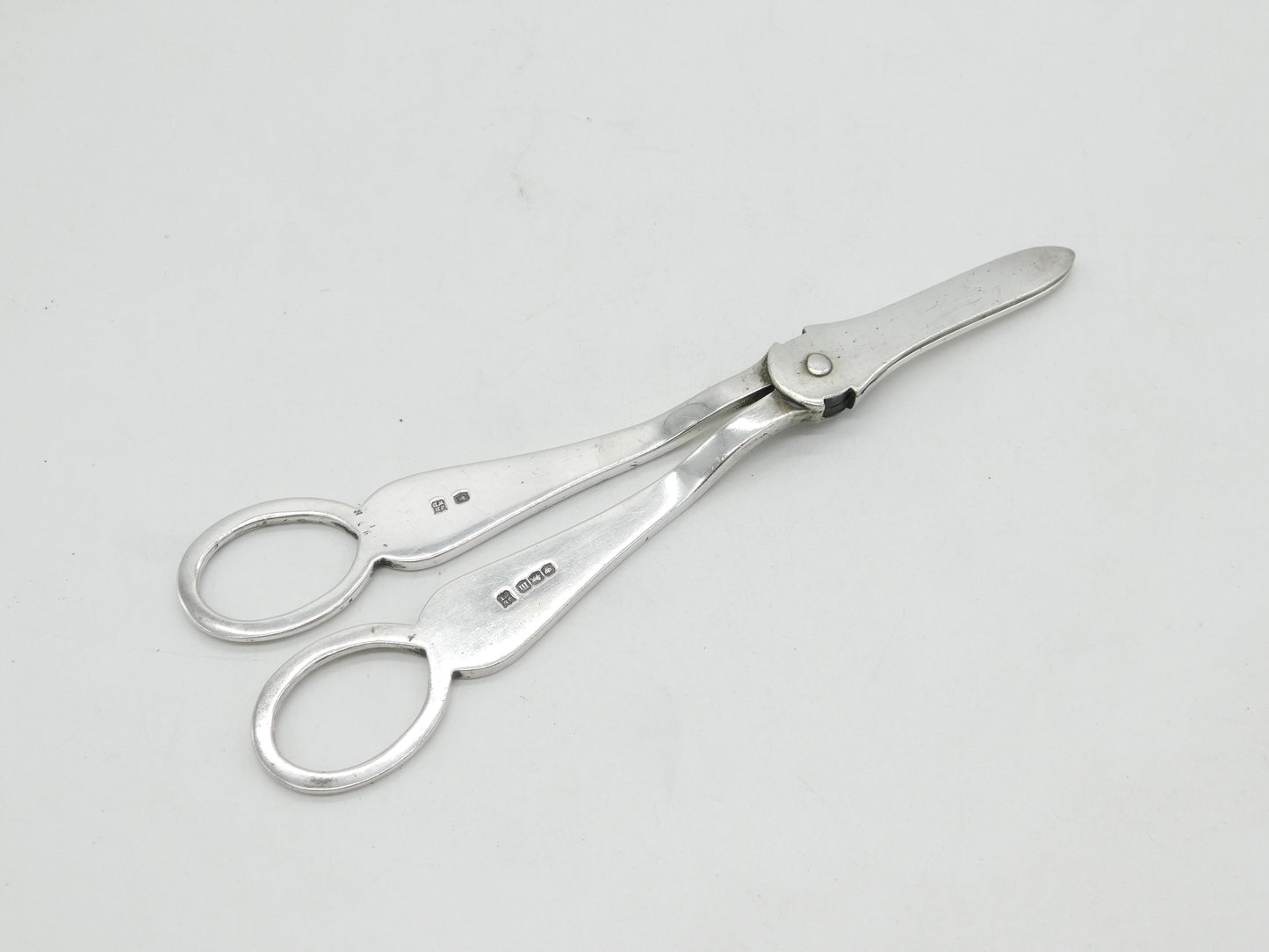 Edwardian Sterling Silver Pair of Grape Scissors Antique 1904 Sheffield
