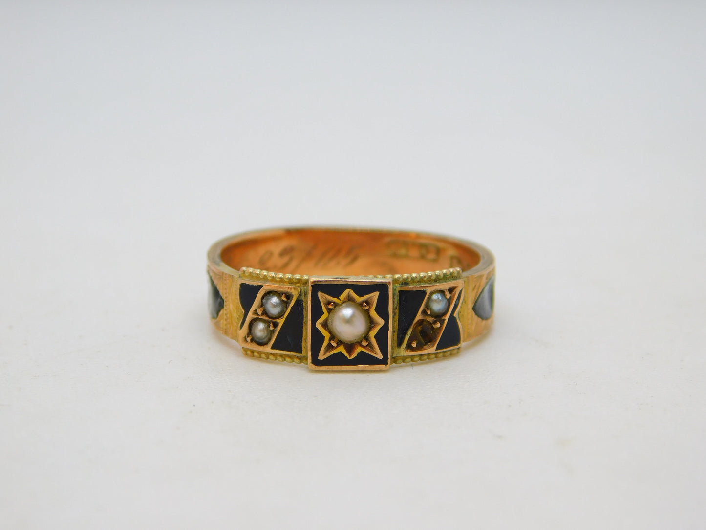 Edwardian 9ct Gold, Black Enamel & Seed Pearl Mourning Ring Antique 1904 Chester