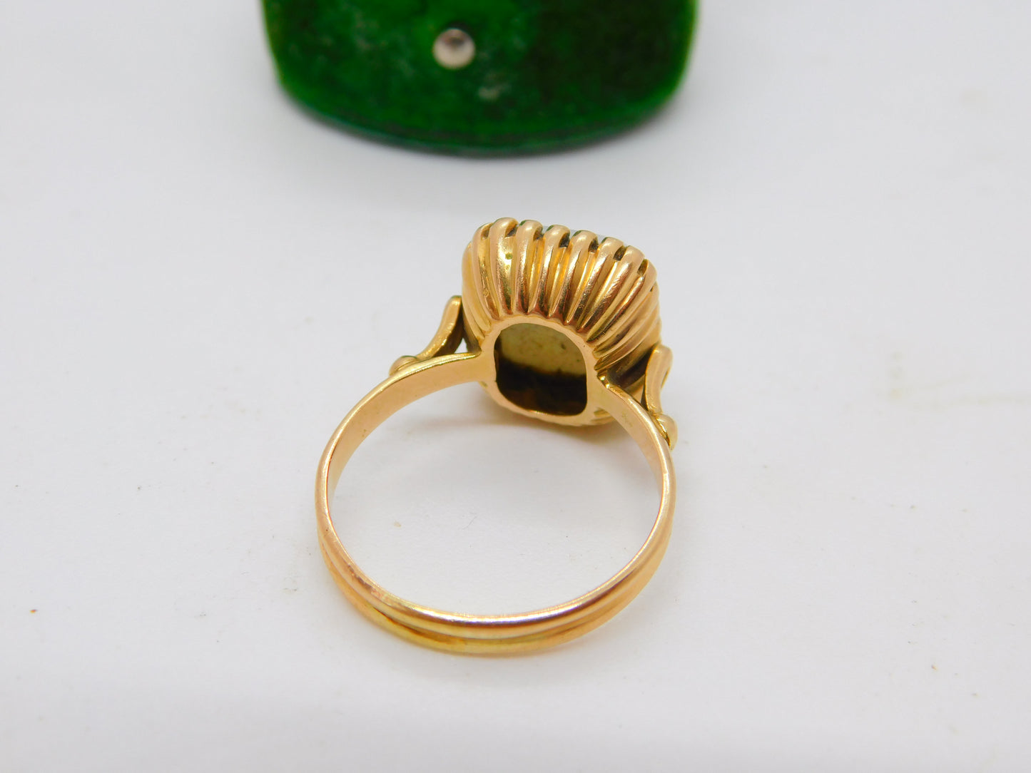 18ct Yellow Gold, Ethiopian Opal & Blue Enamel Dress Ring Vintage c1960