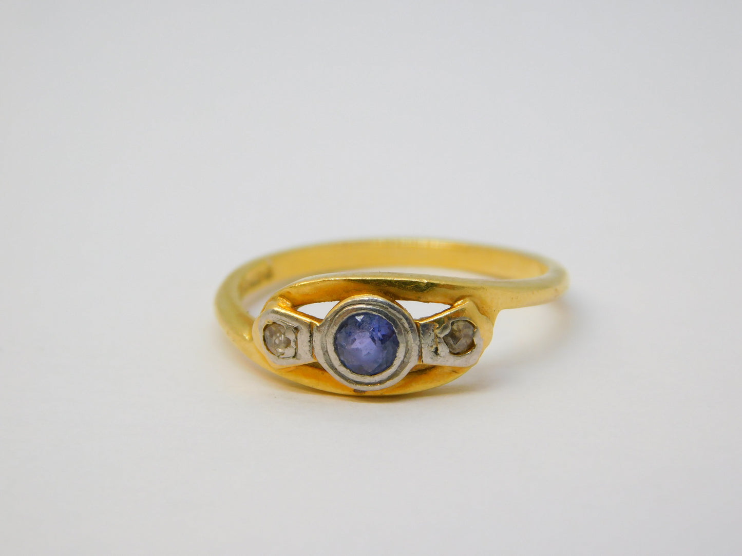18ct Yellow Gold Deco Style Sapphire Diamond Crossover Ring Vintage London