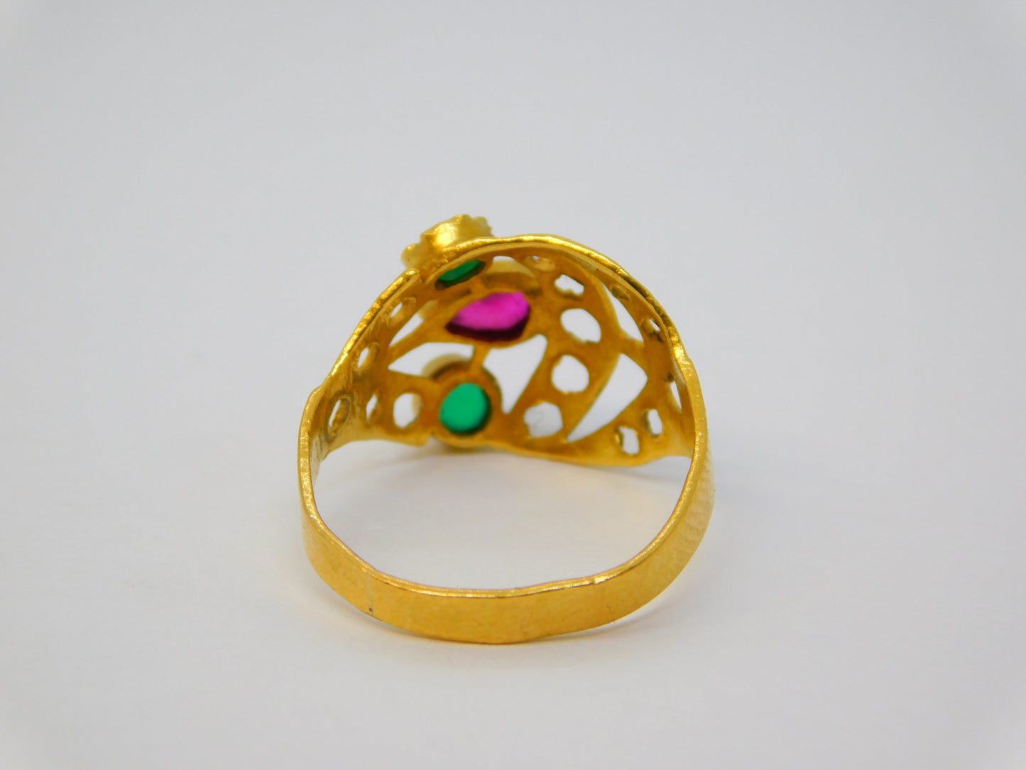 Indian 22ct Yellow Gold, Ruby & Emerald Floral Ring Antique c1920 Art Deco