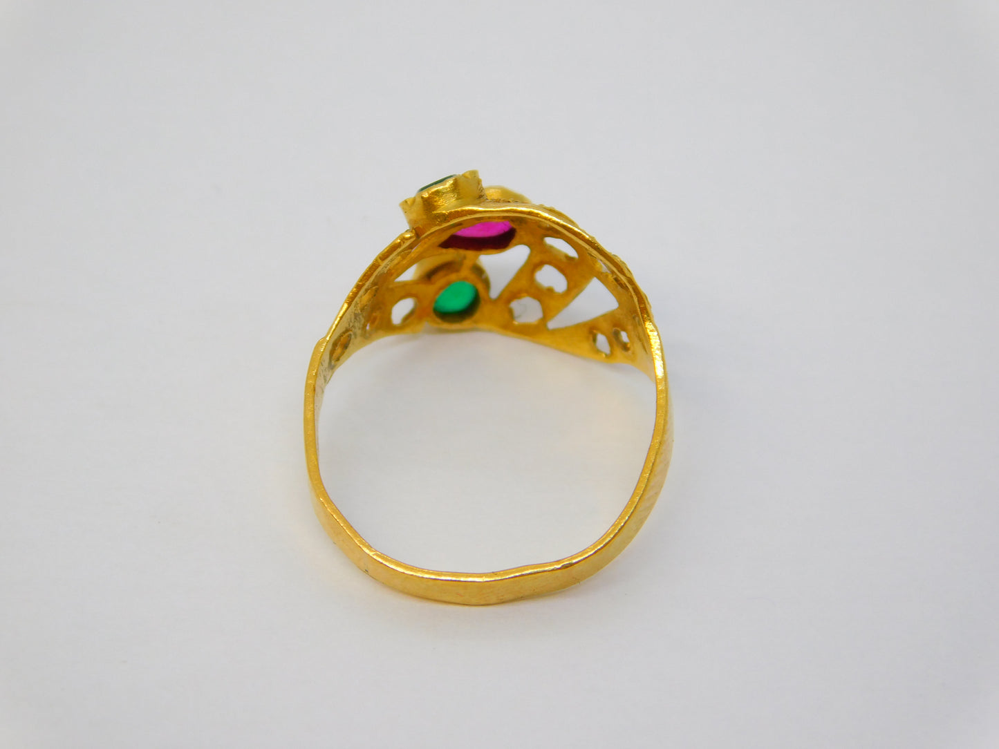 Indian 22ct Yellow Gold, Ruby & Emerald Floral Ring Antique c1920 Art Deco