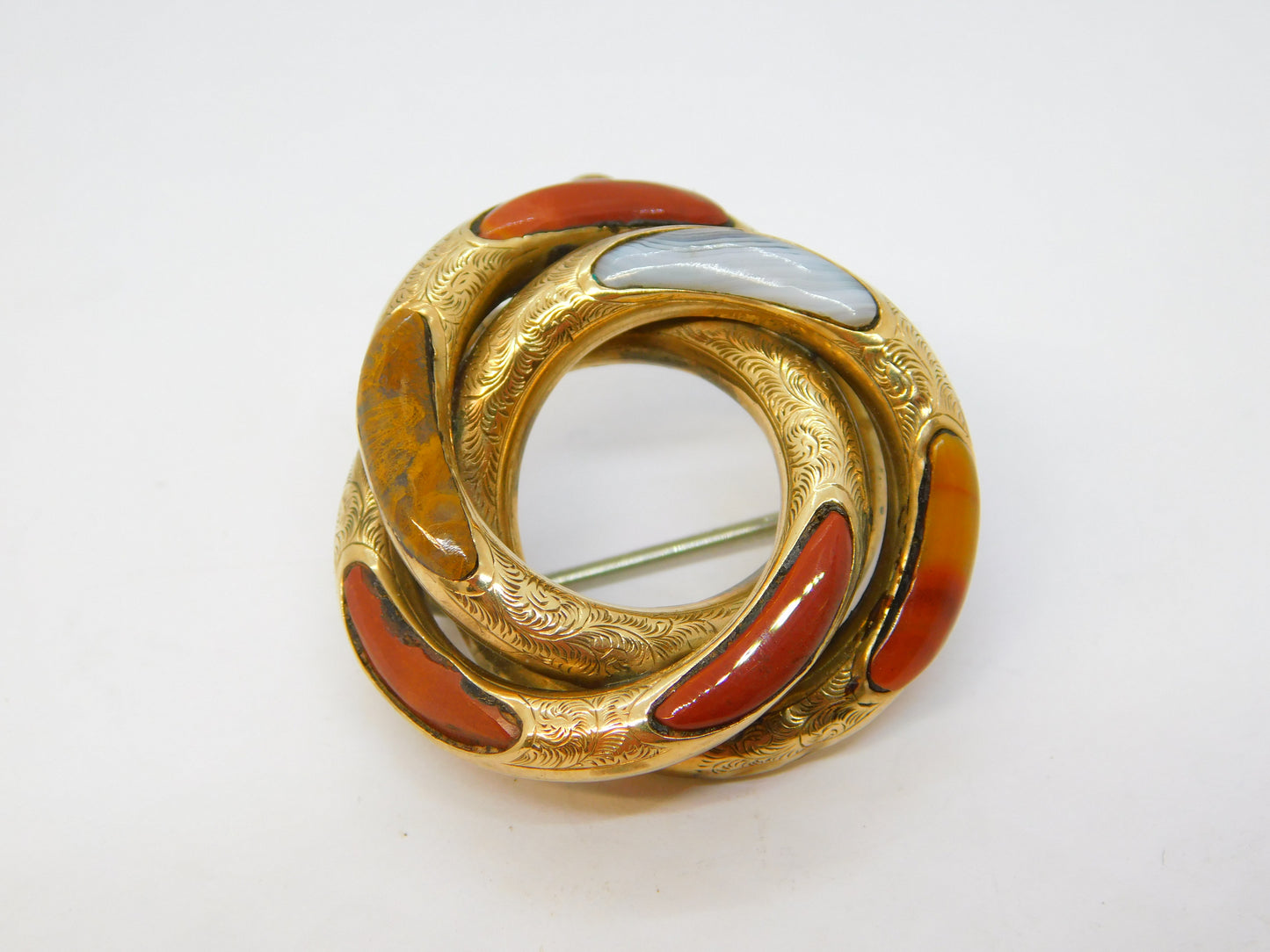 Victorian Scottish 9ct Gold, Montrose & Red Agate Knot Brooch Antique c1860