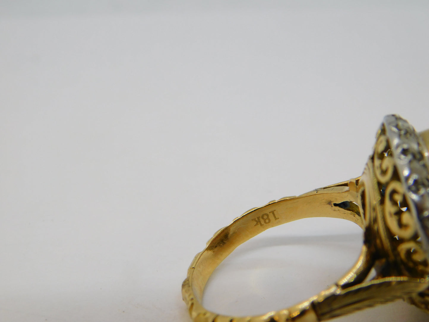 20th Century 18ct Gold, Angel-Skin Coral & 1.1ct Diamond Dress Ring Antique