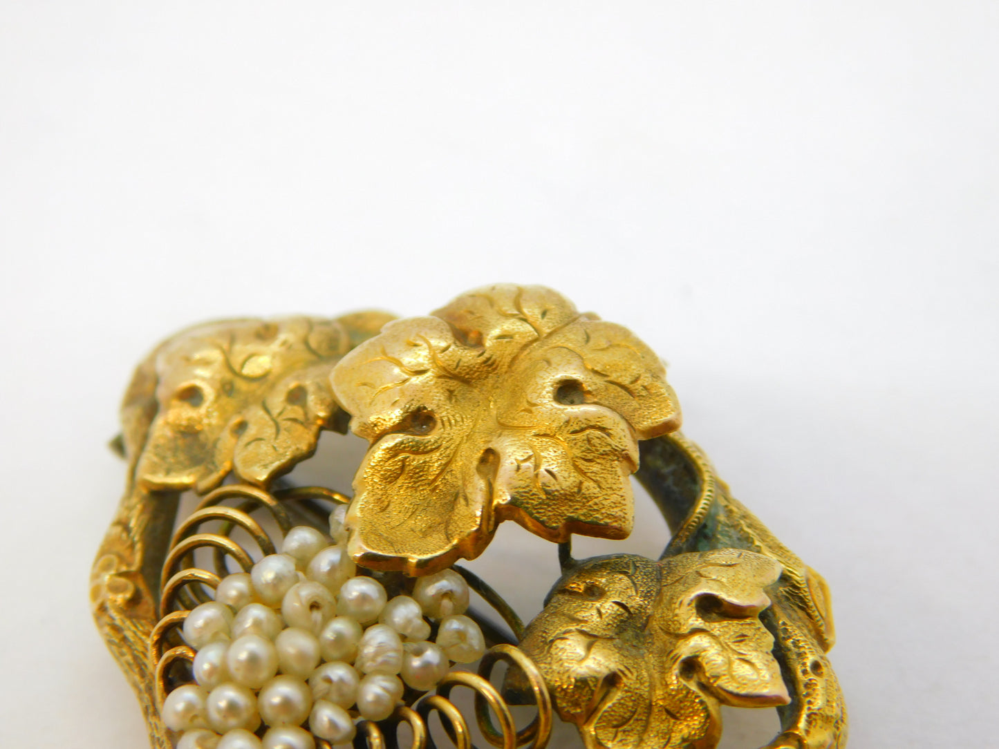 George III 18ct Yellow Gold, Seed Pearl Set Sweetheart Brooch Antique c1790