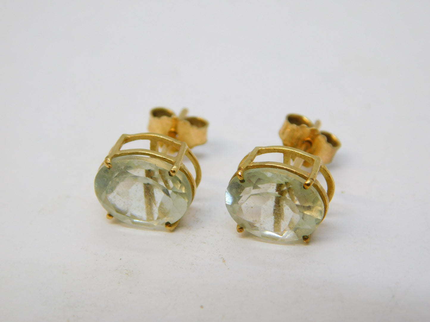 9ct Yellow Gold Faceted Blue Topaz Stud Earrings Vintage c1970