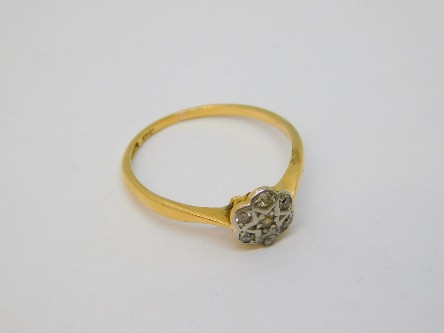 Victorian 18ct Yellow Gold Old-Cut Diamond Daisy Cluster Ring Antique c1890