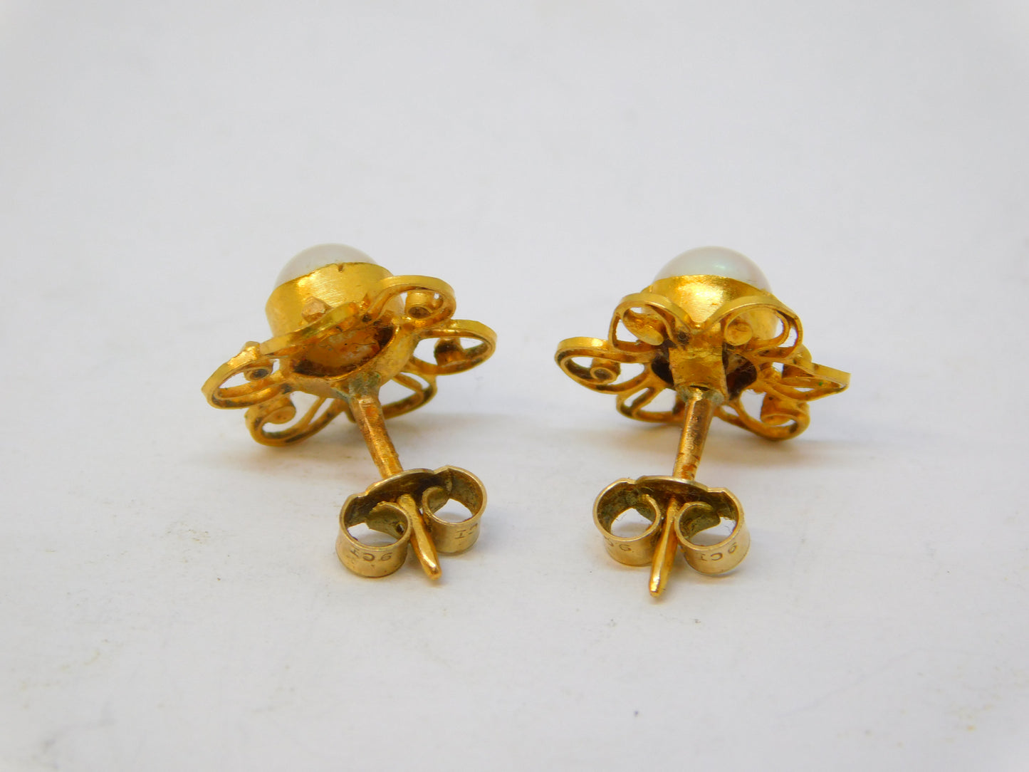 19th Century 18ct Gold Pearl Set Filigree Stud Earrings Antique c1890