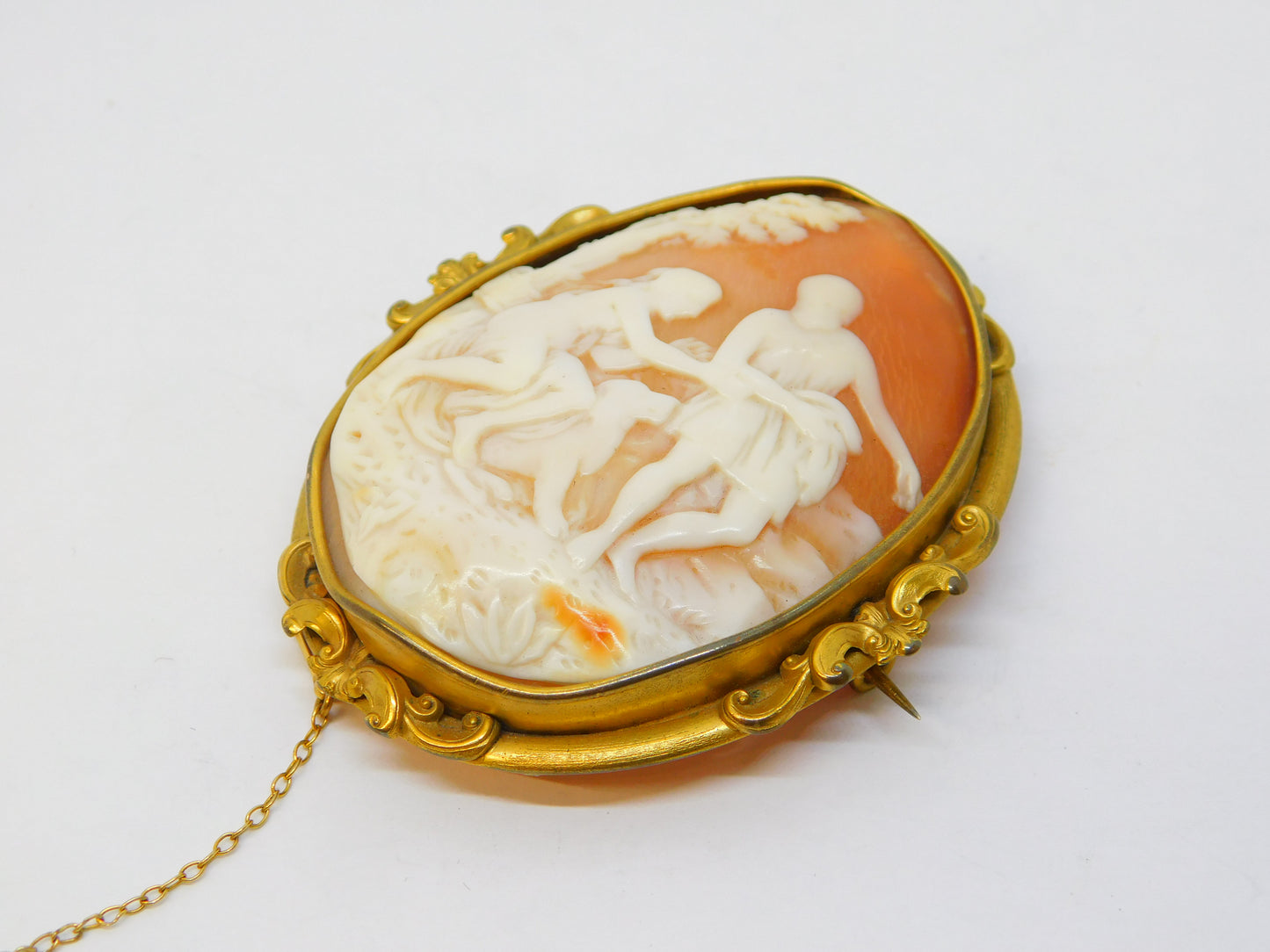 Victorian Large Pinchbeck Carved Shell Classical Scene Cameo Brooch Antique c1860