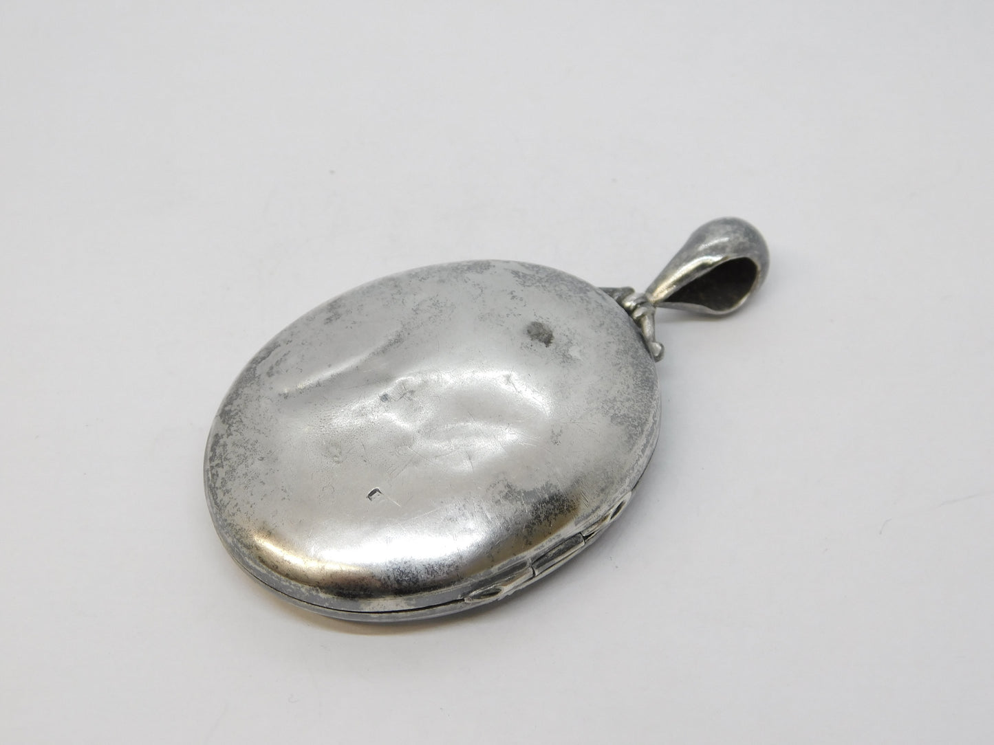 Victorian Sterling Silver Ivy Leaf Sweetheart Locket Pendant Antique c1860