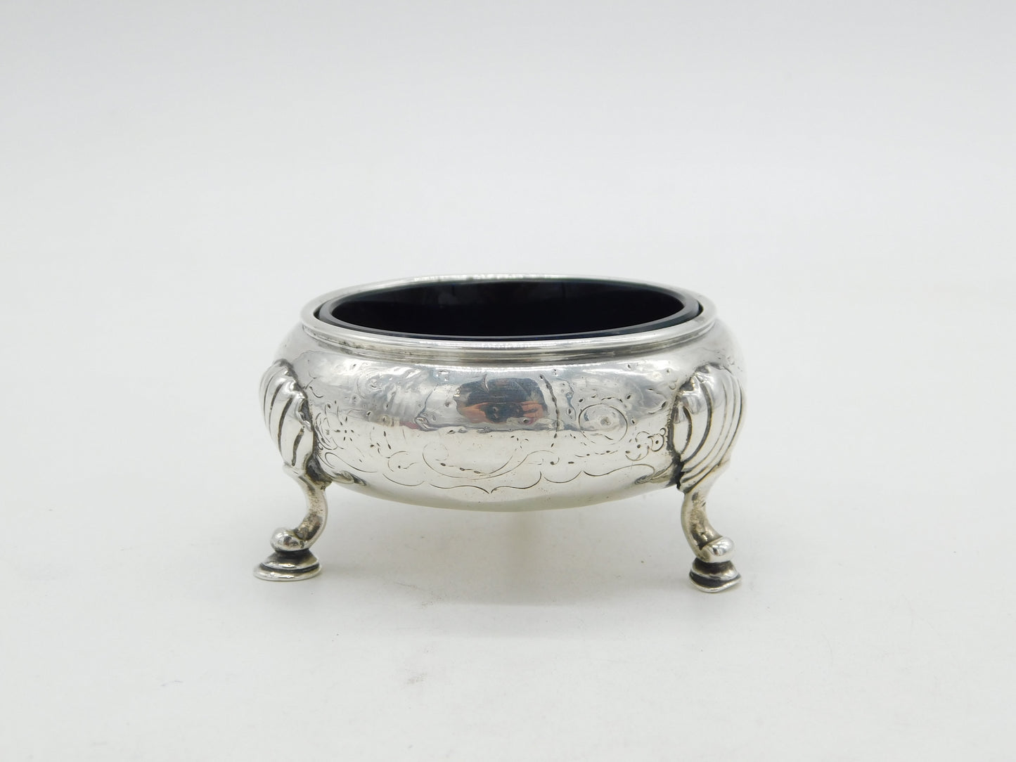 Irish George III Sterling Silver Paw Foot Salt Cellar Antique c1800 Dublin