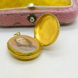Victorian 18ct Yellow Gold Floral Pattern Sweetheart Locket Antique c1860