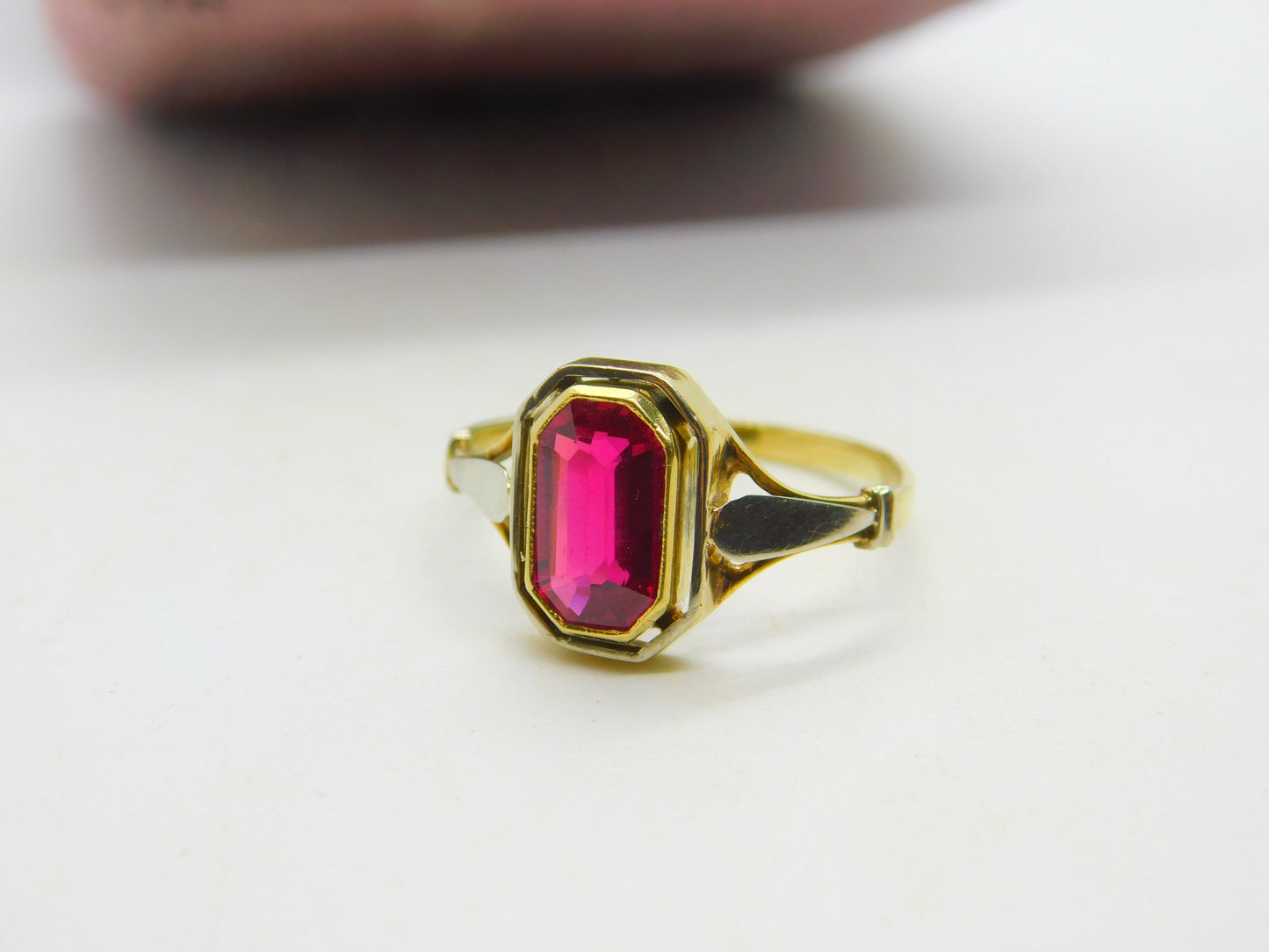14ct Yellow Gold & Emerald Cut 1.75ct Ruby Set Dress Ring Antique c1930 Art Deco