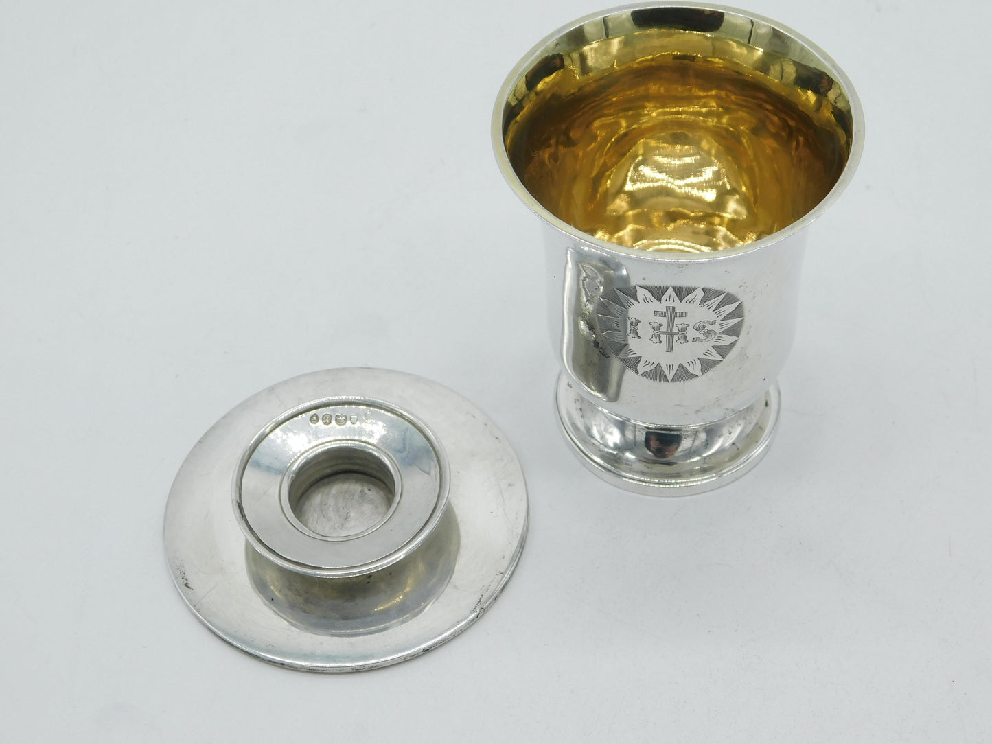 William IV Sterling Silver Travelling Communion IHS Engraved Set Antique 1832 London