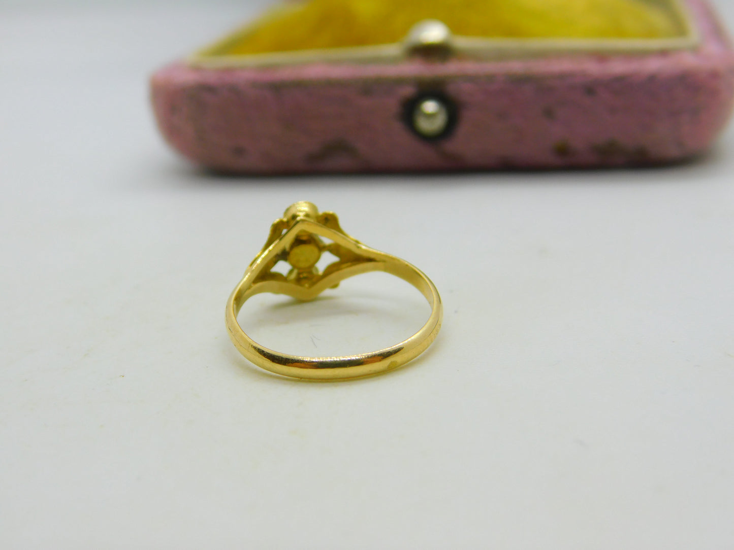 Victorian French 18ct Yellow Gold & Pearl Set Small Dress Ring Antique c1840