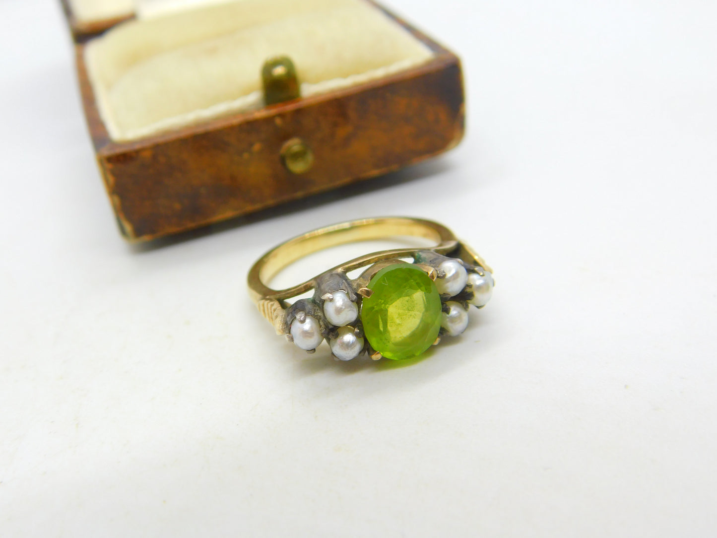 18ct Yellow Gold, Peridot & Pearl Set Dress Ring Antique c1920 Art Deco