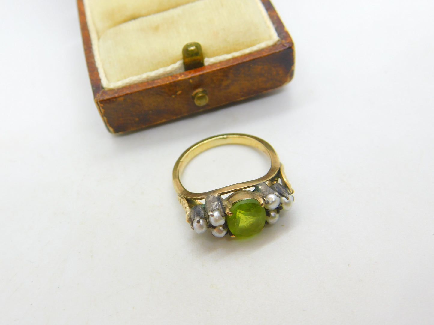 18ct Yellow Gold, Peridot & Pearl Set Dress Ring Antique c1920 Art Deco