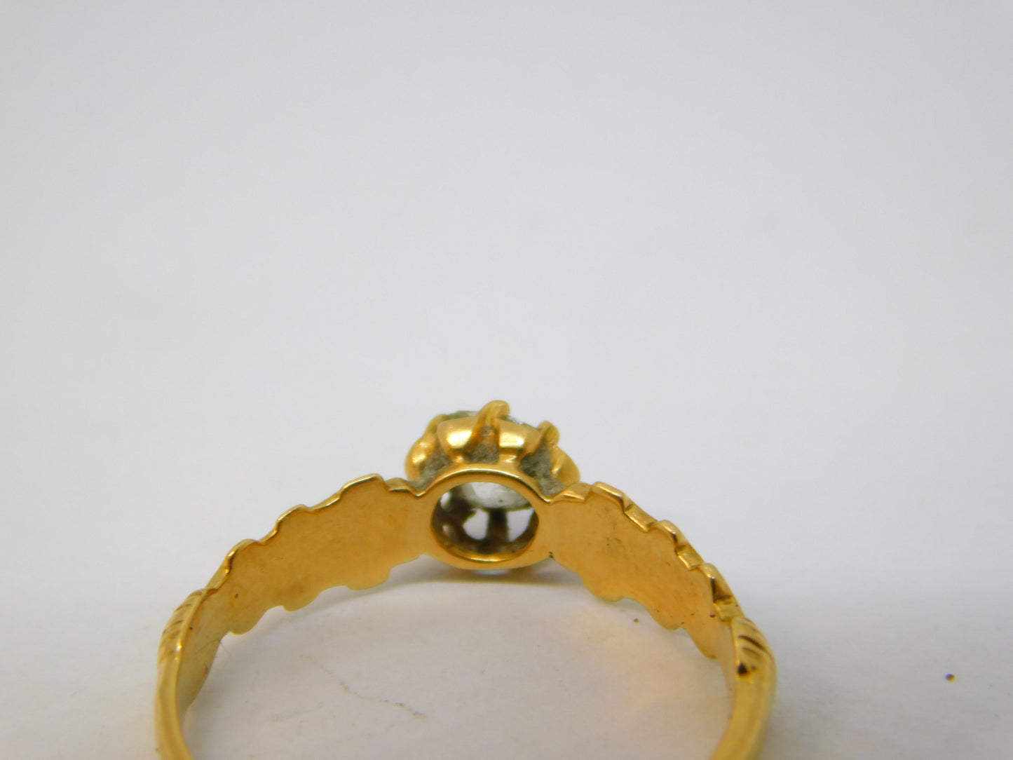 Victorian 18ct Yellow Gold Old-Cut 0.2ct Diamond Mourning Ring Antique c1840