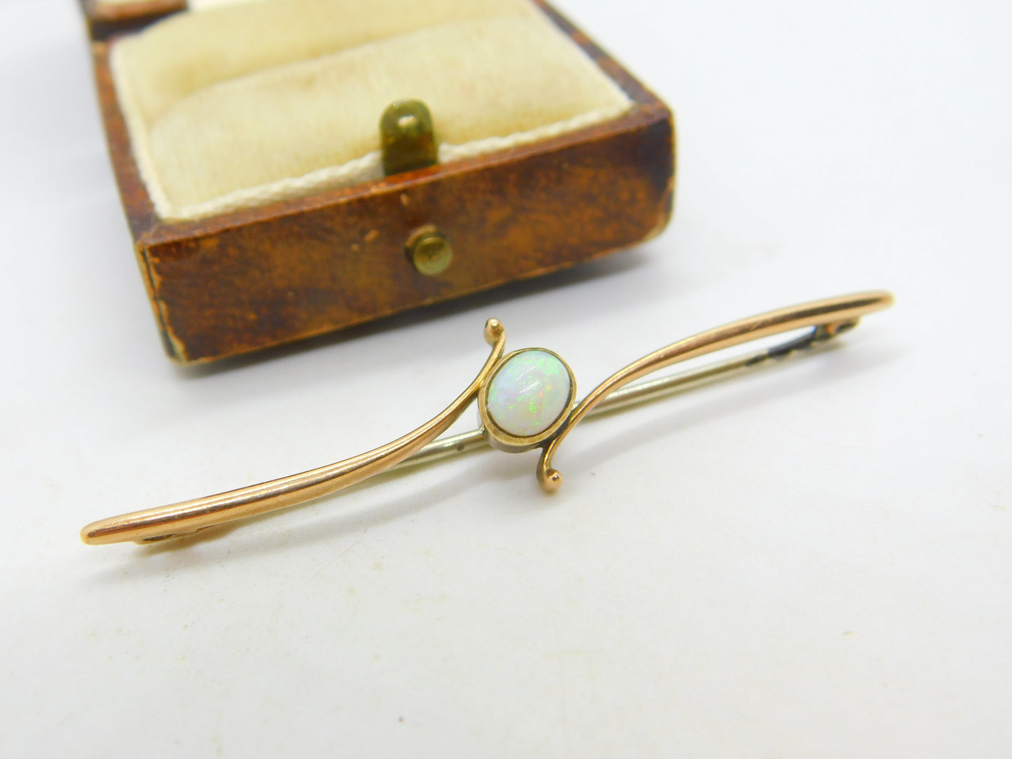 Edwardian 9ct Rose Gold & Cabochon Opal Sweetheart Brooch Antique c1910