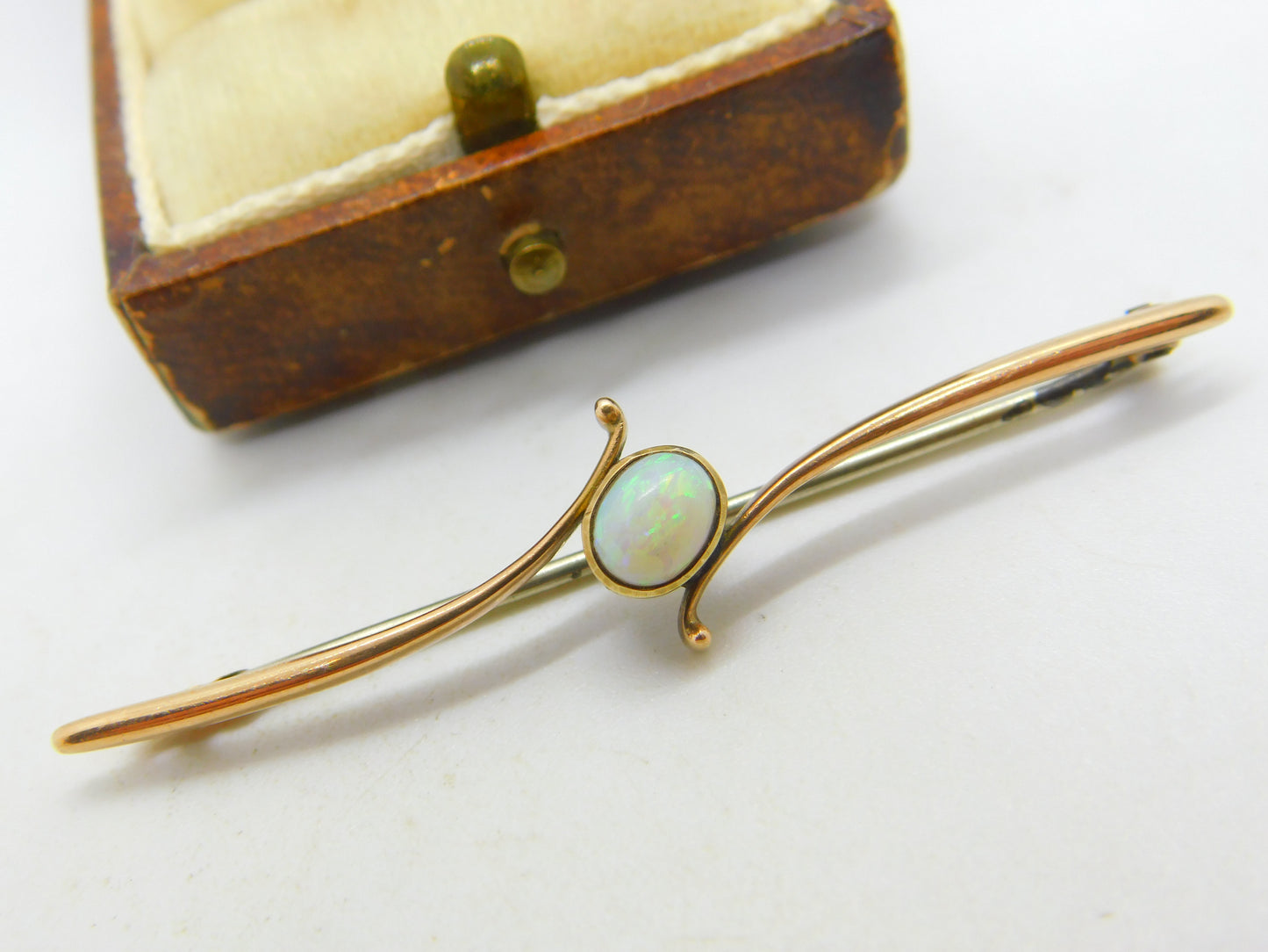 Edwardian 9ct Rose Gold & Cabochon Opal Sweetheart Brooch Antique c1910