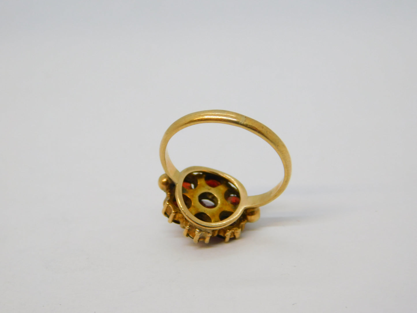 9ct Yellow Gold Bohemian Garnet Floral Cluster Ring Vintage c1970