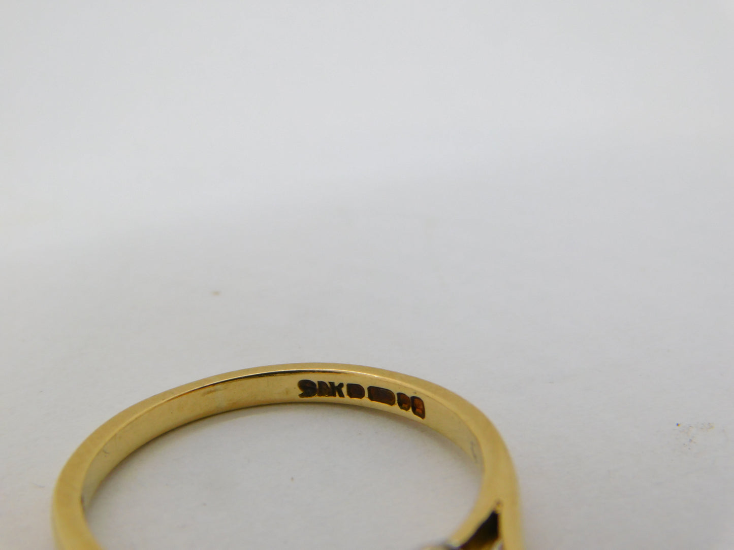 9ct Yellow Gold, Sapphire & Spinel Set Three-Stone Ring Vintage 1985 Birmingham