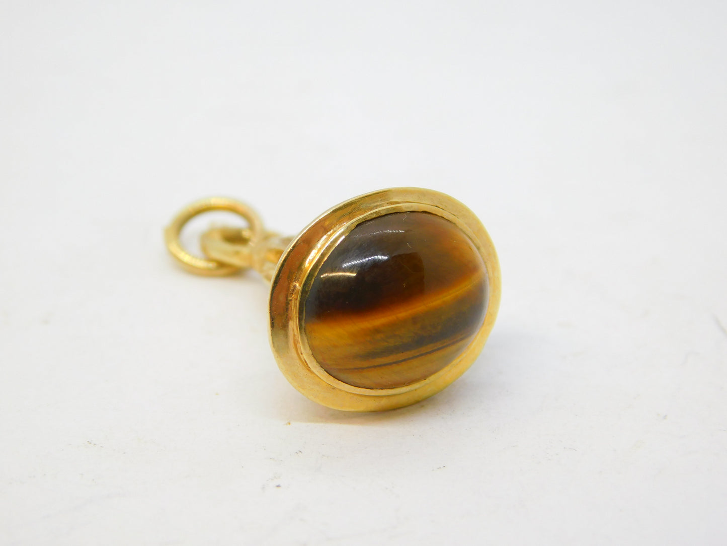 9ct Yellow Gold Cabochon Tiger's Eye Set Fob Pendant Vintage 1963 London